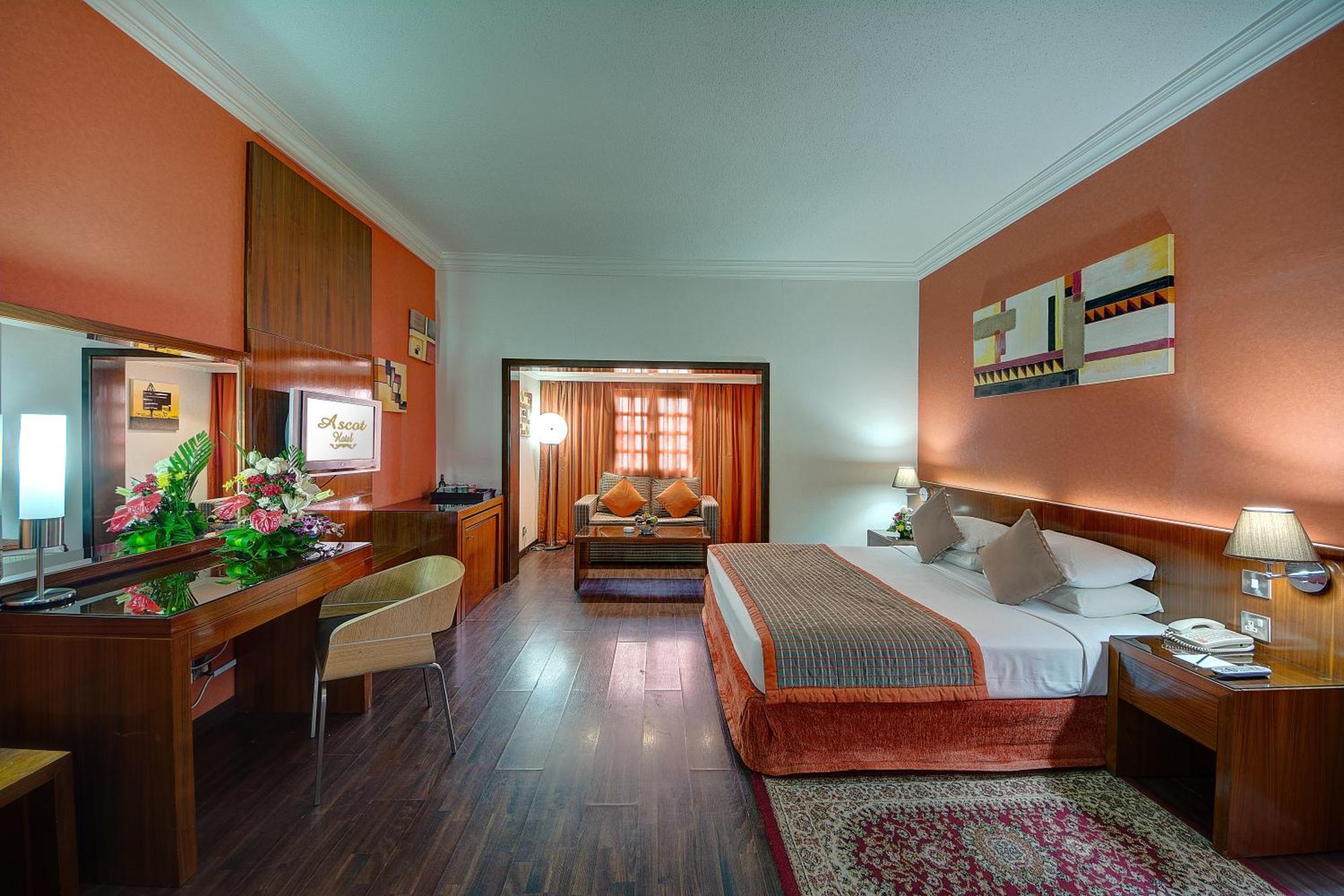 Deluxe Suite