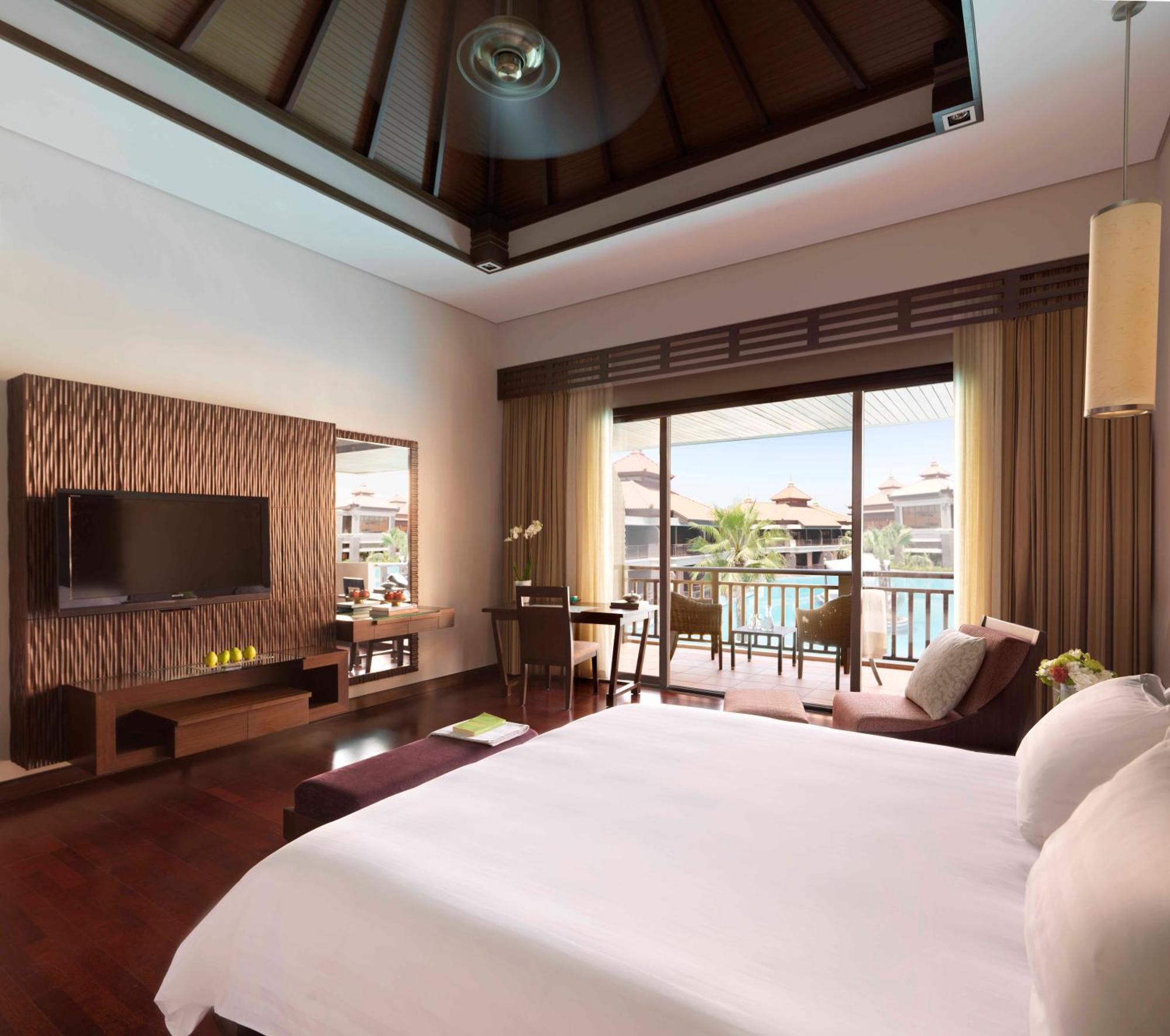 Premier Lagoon View Room
