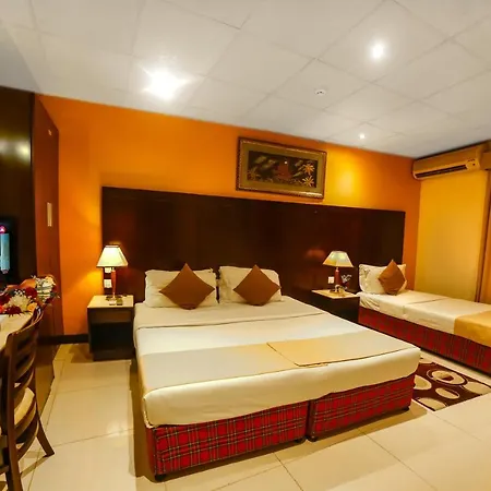 Hyde Park Hotel-3