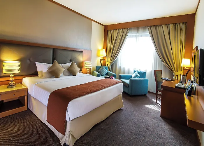 Landmark Summit Hotel