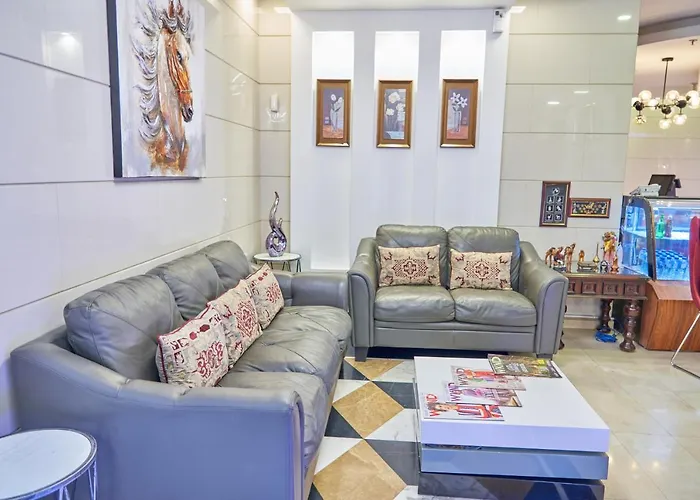 Hotel do aeroporto: Grand Square Hotel